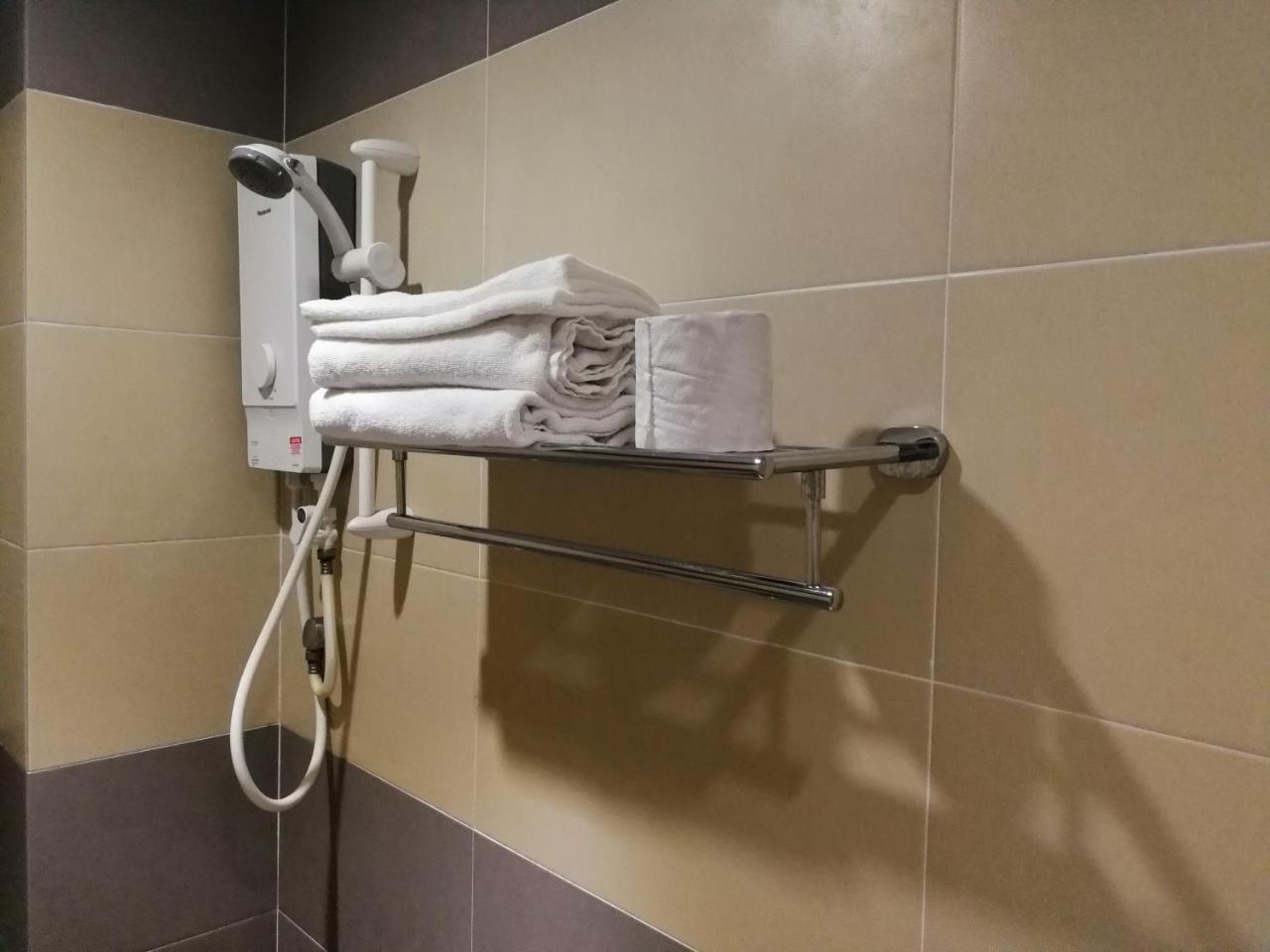 Aurora Hotel Malacca Eksteriør billede